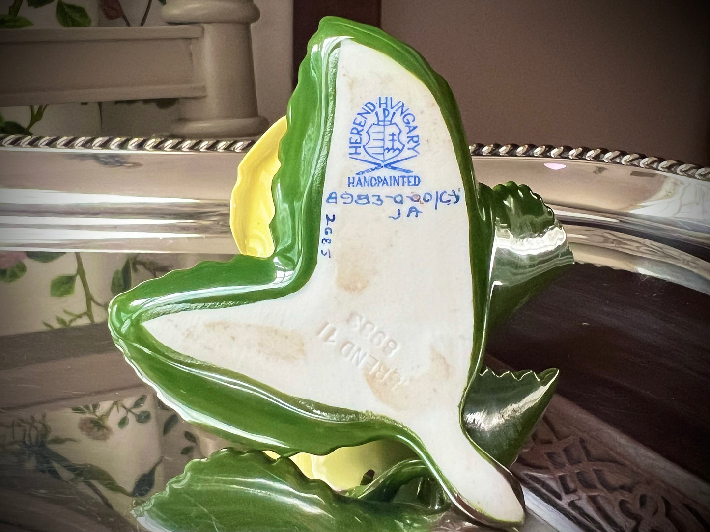 Herend Rose on Leaf Place Card Holder