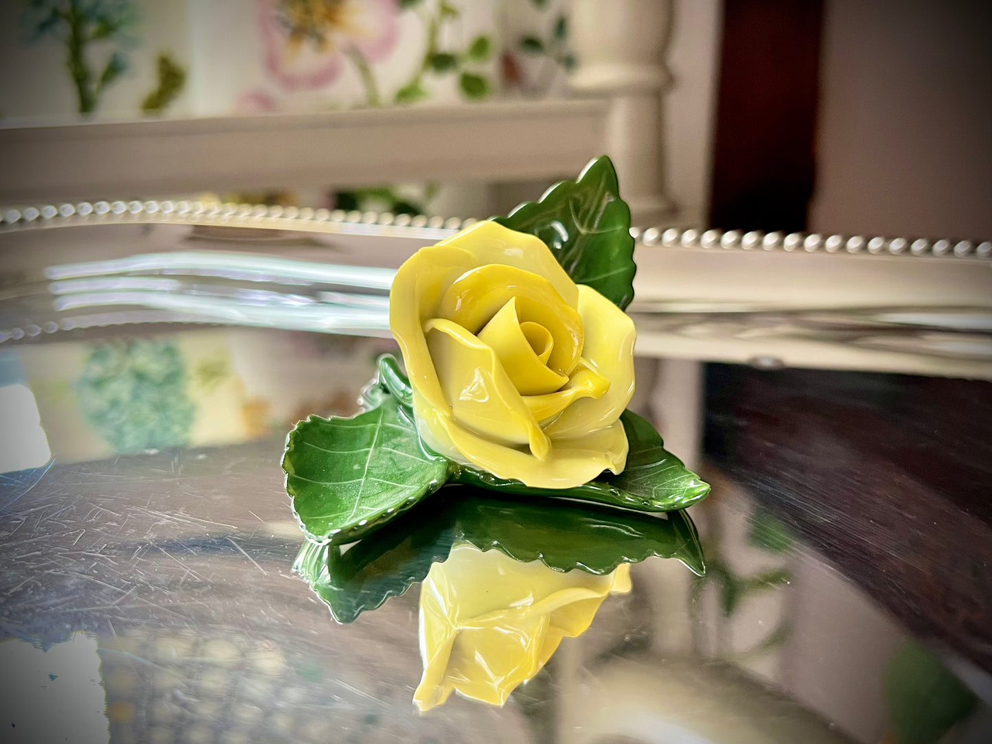 Herend Rose on Leaf Place Card Holder