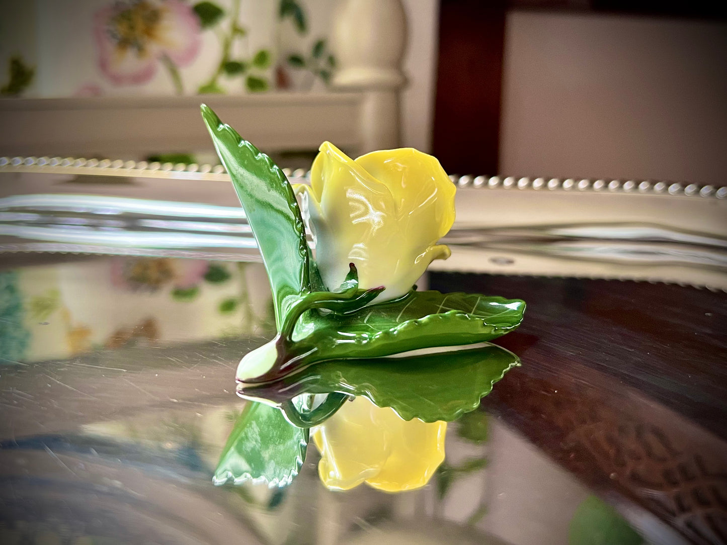 Herend Rose on Leaf Place Card Holder